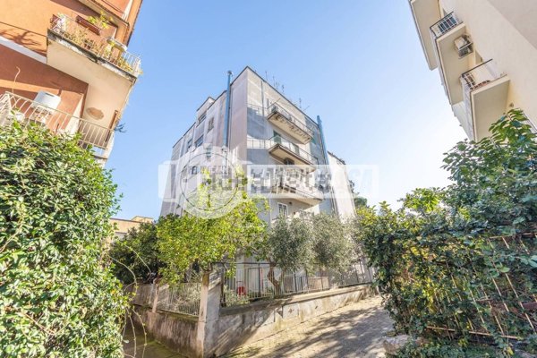 appartamento in vendita a Roma in zona Monte Sacro/Talenti