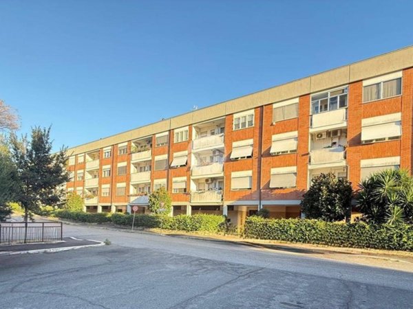appartamento in vendita a Roma in zona Spinaceto