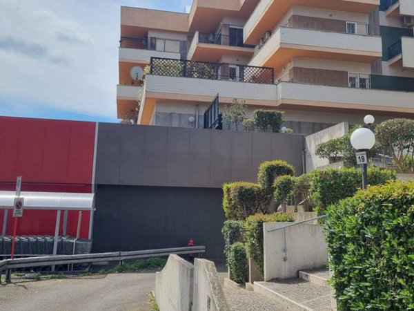 ufficio in vendita a Roma in zona Gianicolense