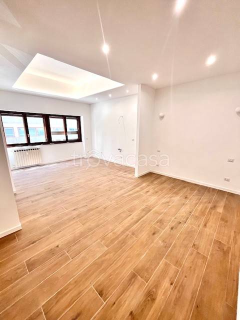 appartamento in vendita a Roma in zona Ostiense