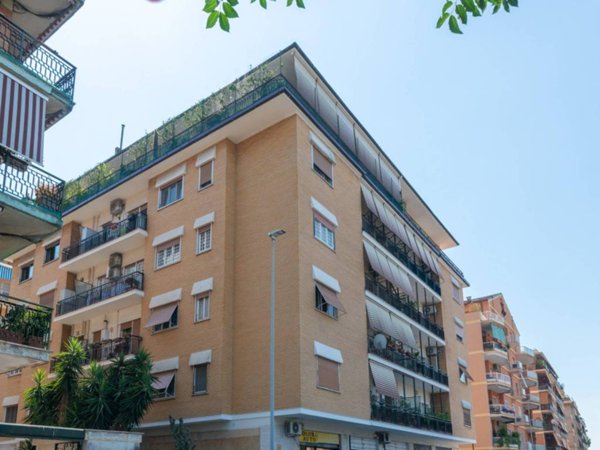appartamento in vendita a Roma in zona Monte Sacro/Talenti