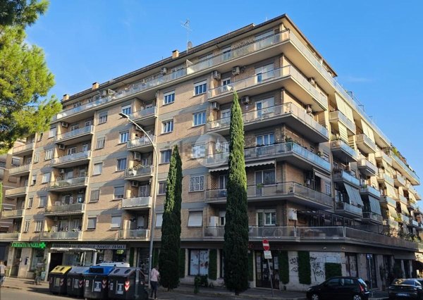 appartamento in vendita a Roma in zona Portuense