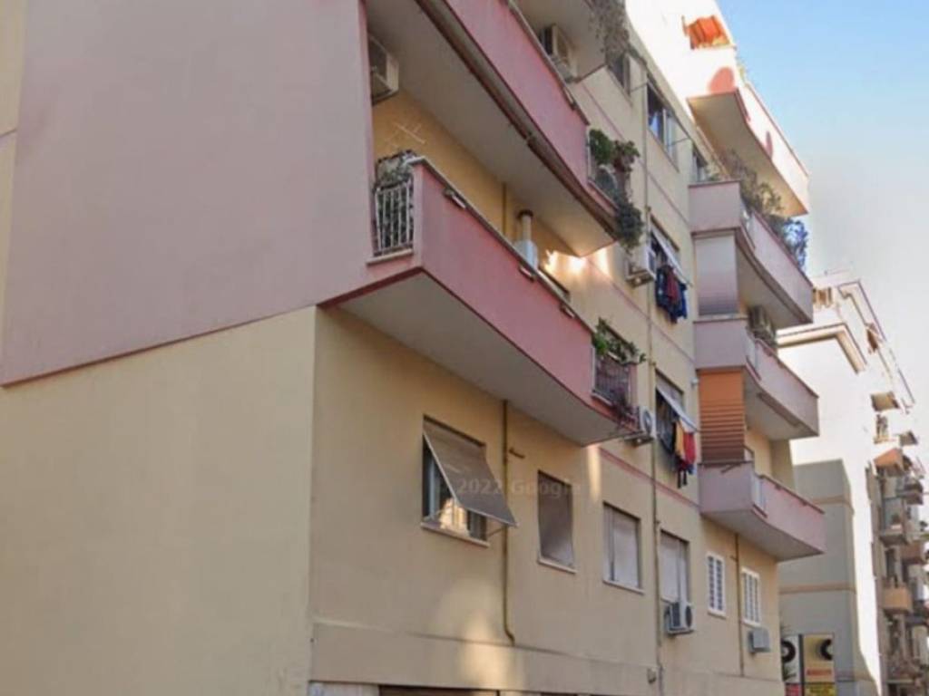 negozio in vendita a Roma in zona Prenestino-Centocelle