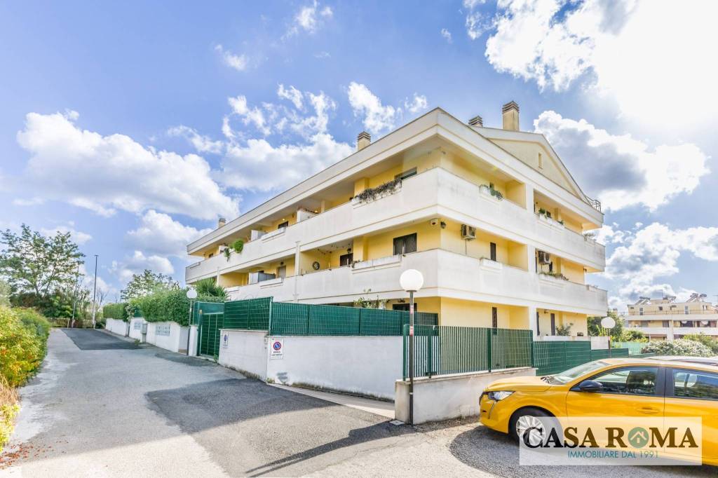 appartamento in vendita a Roma in zona Massimina/Casal Lumbroso