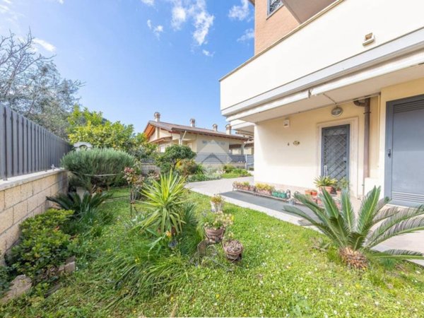 appartamento in vendita a Roma in zona Romanina