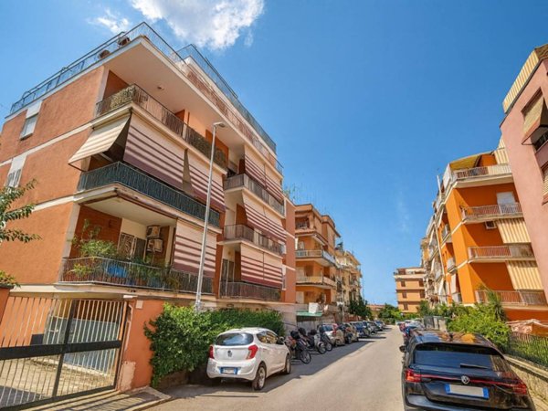 appartamento in vendita a Roma in zona Rione Prati