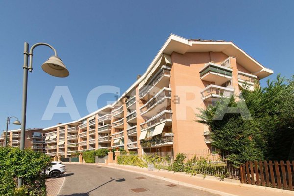 appartamento in vendita a Roma in zona Ostiense