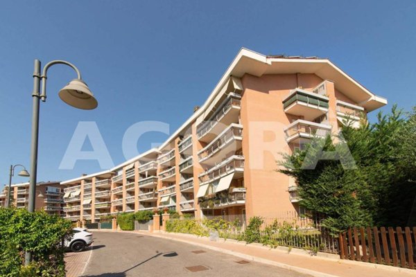 appartamento in vendita a Roma in zona Ostiense