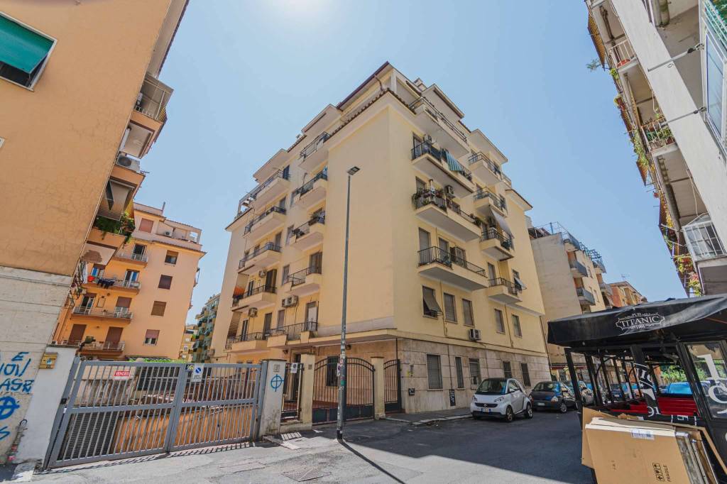 appartamento in vendita a Roma in zona Monte Sacro/Talenti