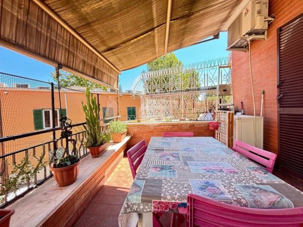 appartamento in vendita a Roma in zona Portuense