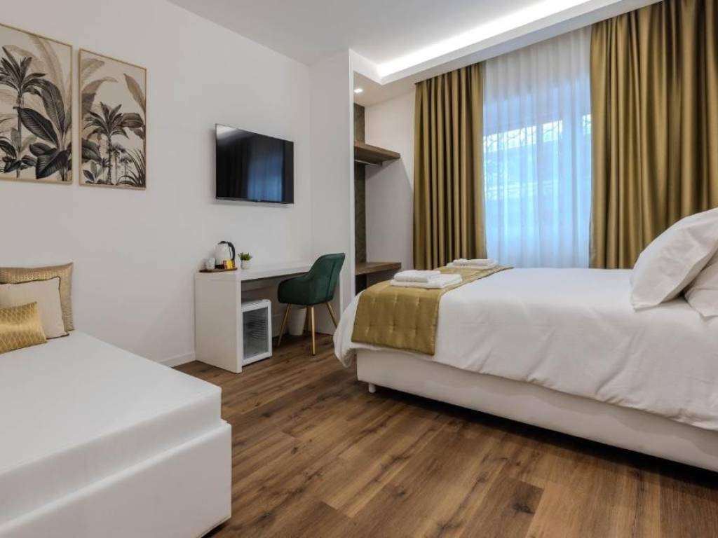 negozio in vendita a Roma in zona Portuense