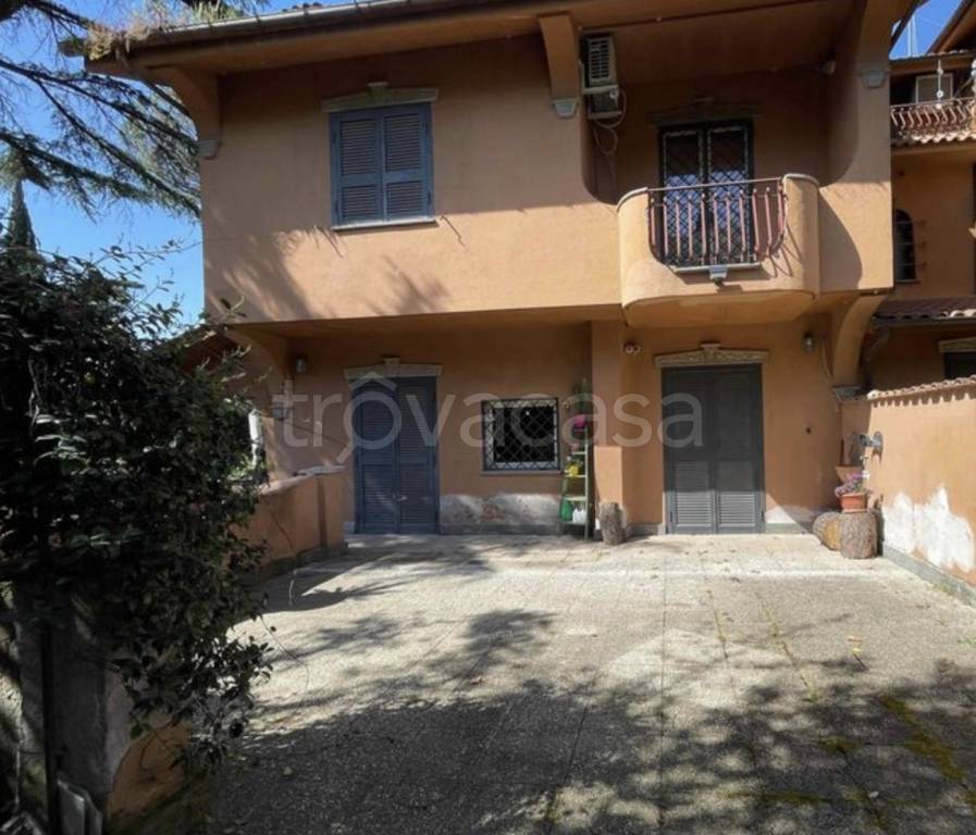 casa indipendente in vendita a Roma in zona Monte Sacro/Talenti