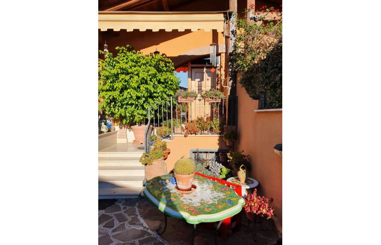 casa indipendente in vendita a Roma in zona Infernetto