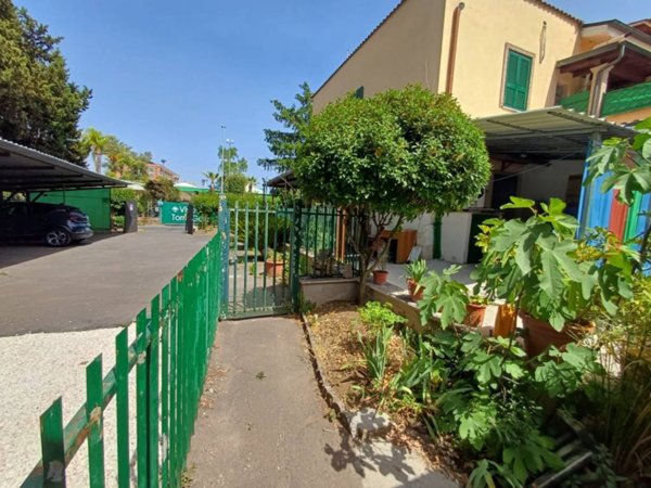 appartamento in vendita a Roma in zona Tor Vergata/Torrenova