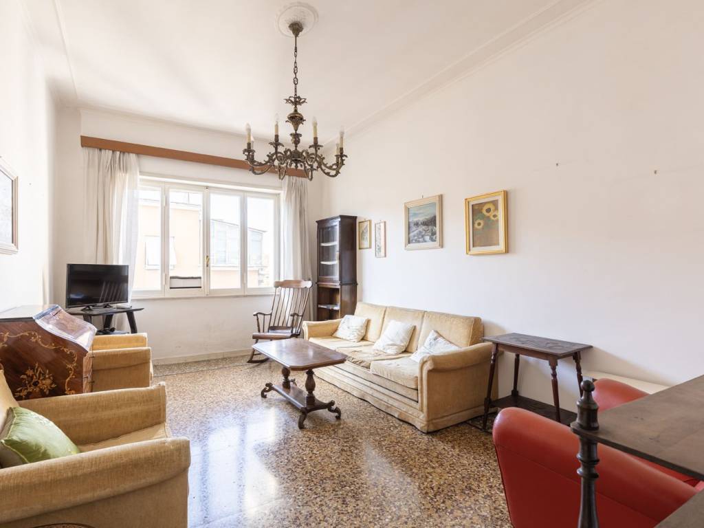 appartamento in vendita a Roma in zona Gianicolense