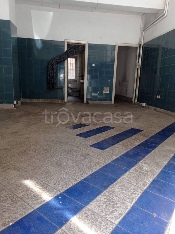 negozio in vendita a Roma in zona Ostiense