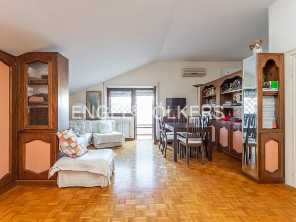appartamento in vendita a Roma in zona Tor di Quinto