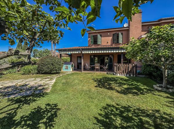 casa indipendente in vendita a Roma in zona Infernetto