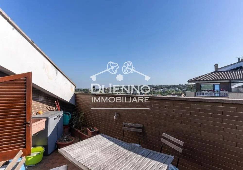 appartamento in vendita a Roma in zona Grottarossa