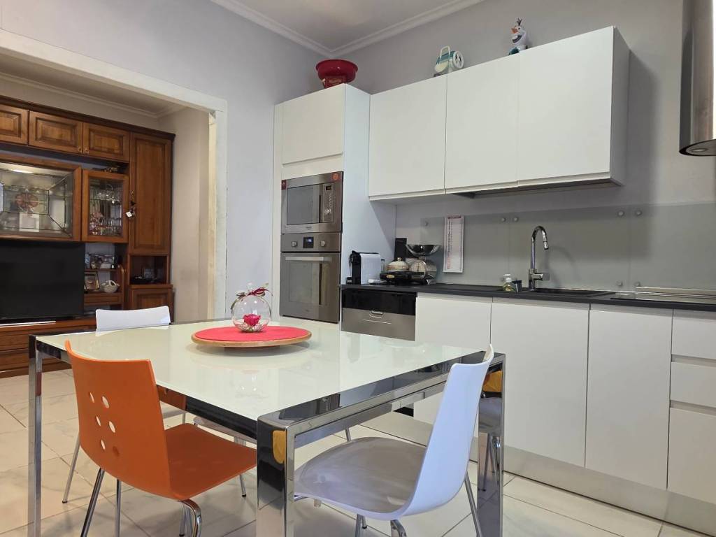 appartamento in vendita a Roma in zona Portuense