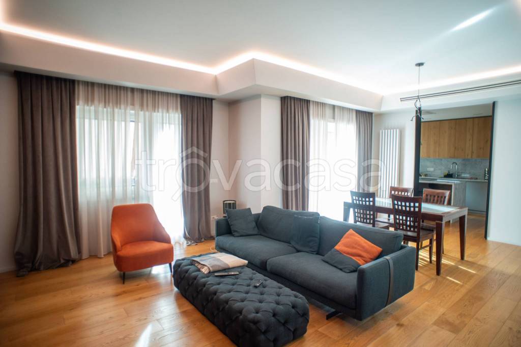 appartamento in vendita a Roma in zona Gianicolense