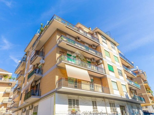 appartamento in vendita a Roma in zona Collatino