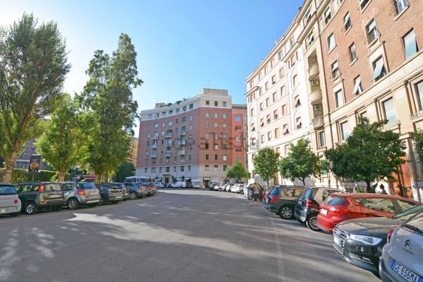 appartamento in vendita a Roma in zona Della Vittoria