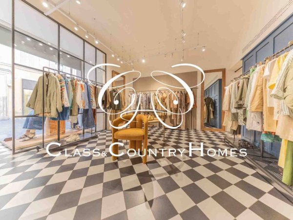 negozio in vendita a Roma in zona Campo Marzio