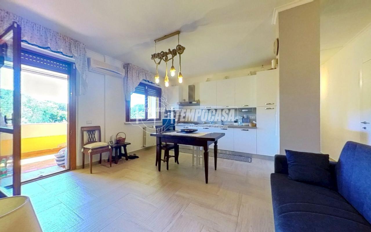 appartamento in vendita a Roma in zona Dragoncello