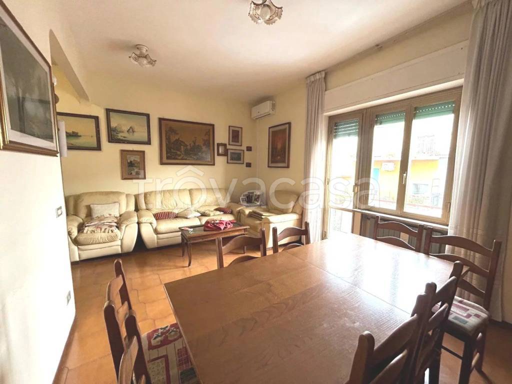 appartamento in vendita a Roma in zona Labaro
