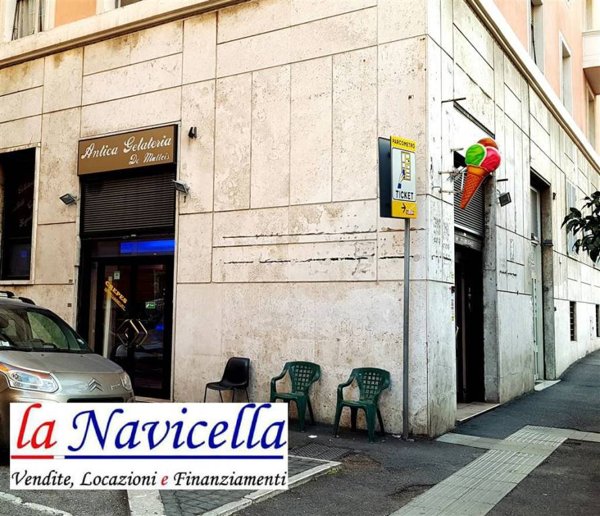 negozio in vendita a Roma in zona Celio