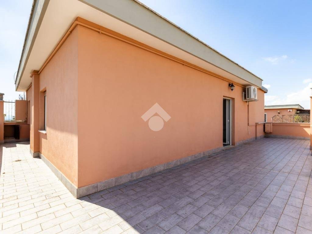 appartamento in vendita a Roma in zona Torrevecchia