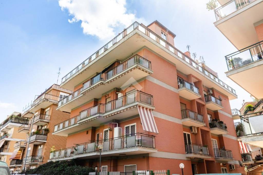 appartamento in vendita a Roma in zona Primavalle