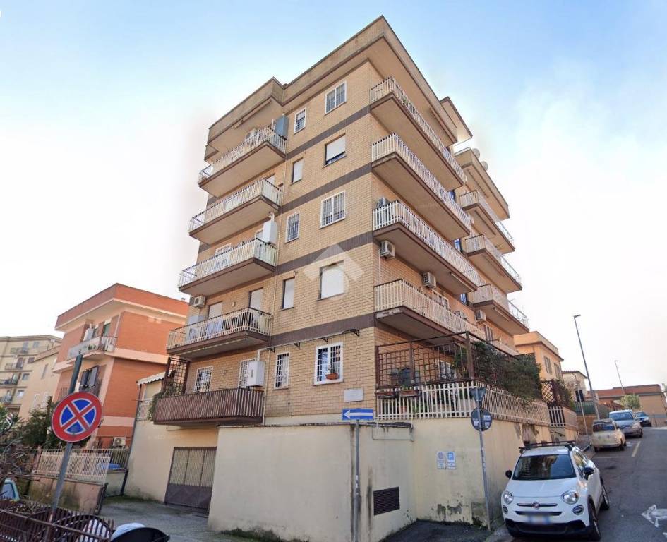 appartamento in vendita a Roma in zona Fidene