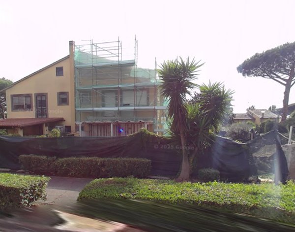 casa indipendente in vendita a Roma in zona Casal Palocco