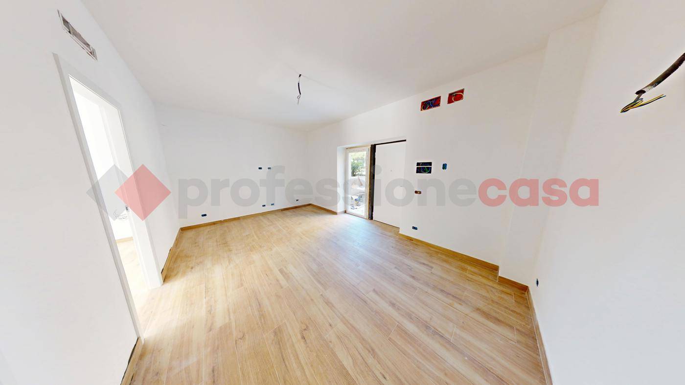 appartamento in vendita a Roma in zona Corviale