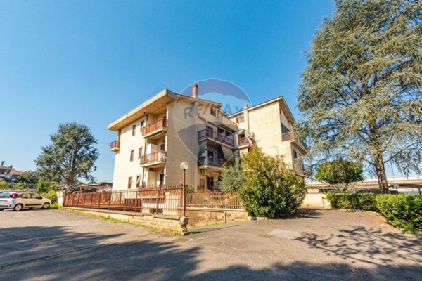 appartamento in vendita a Roma in zona Finocchio