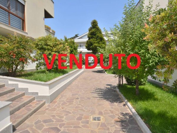 appartamento in vendita a Roma in zona Tor Vergata/Torrenova
