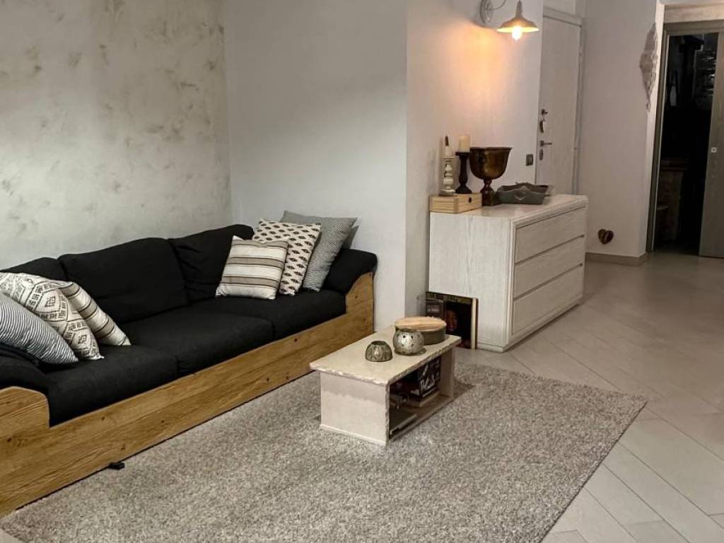 appartamento in vendita a Roma in zona Castel Fusano