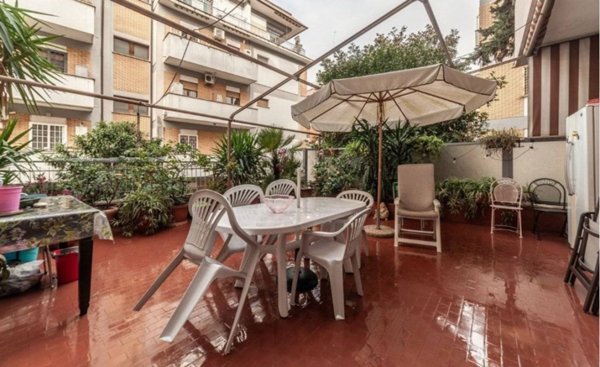 appartamento in vendita a Roma in zona Portuense