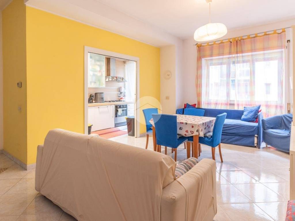 appartamento in vendita a Roma in zona Tuscolano