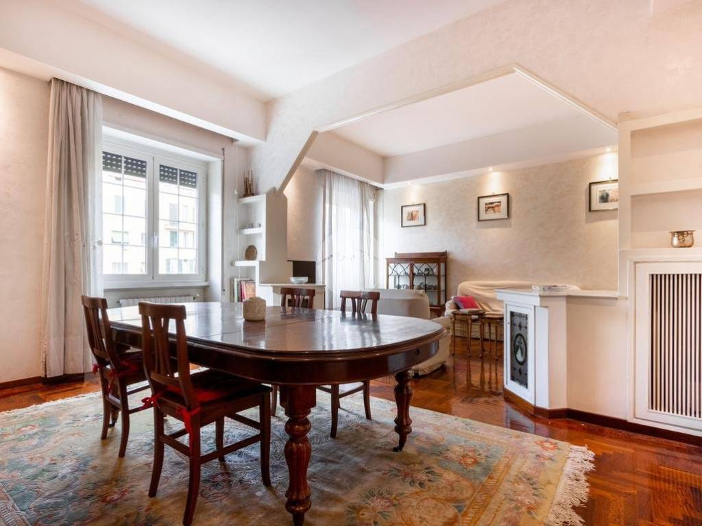 appartamento in vendita a Roma in zona Centro Storico