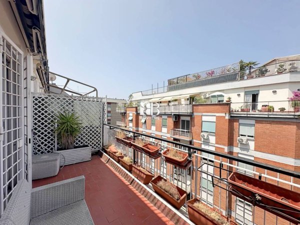 appartamento in vendita a Roma in zona Della Vittoria