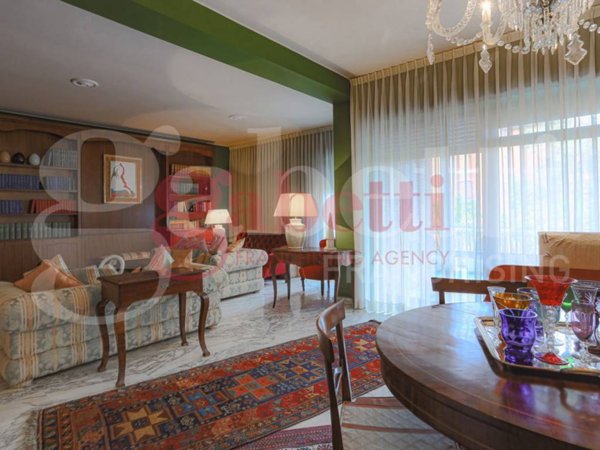 appartamento in vendita a Roma in zona Tor di Quinto