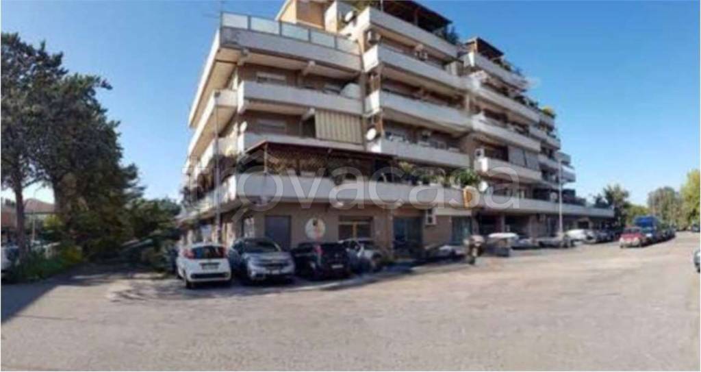 appartamento in vendita a Roma in zona Ponte Mammolo