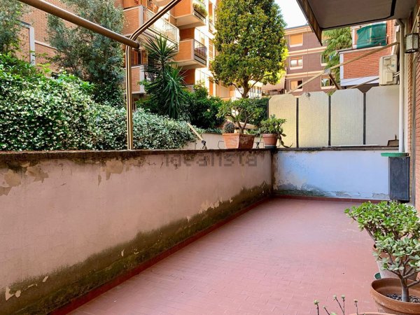 appartamento in vendita a Roma in zona Tuscolano