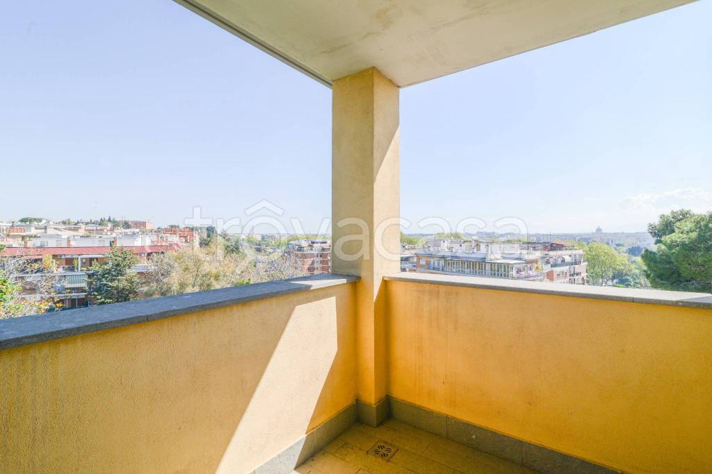 appartamento in vendita a Roma in zona Della Vittoria