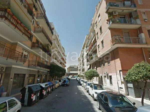 appartamento in vendita a Roma in zona Ostia