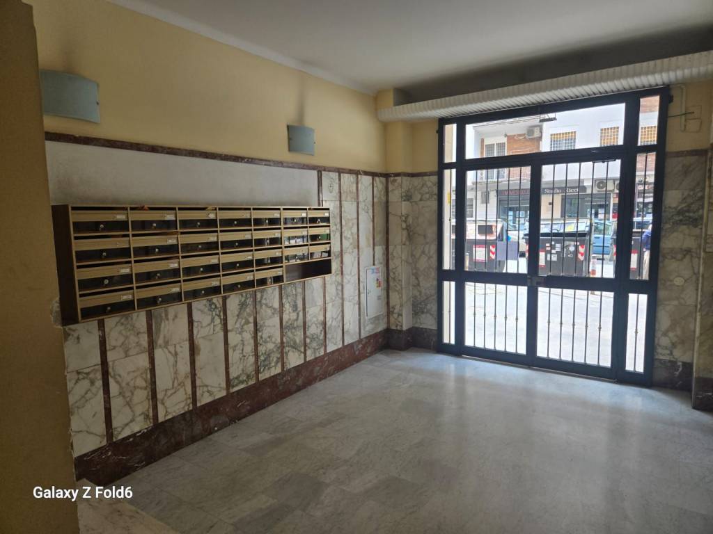 appartamento in vendita a Roma in zona Cinecittà