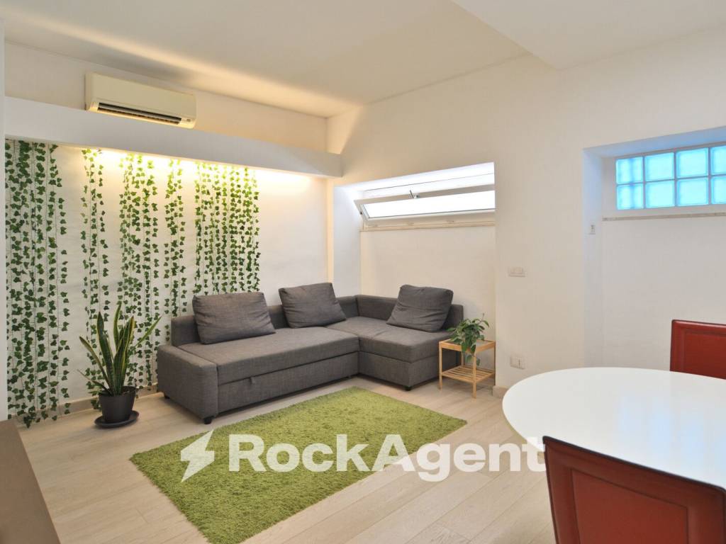 appartamento in vendita a Roma in zona Ostia